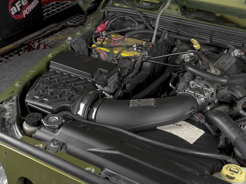 aFe Power Momentum GT Pro DRY S Cold Air Intake System - Jeep Wrangler JK ( 2007 - 2011 )